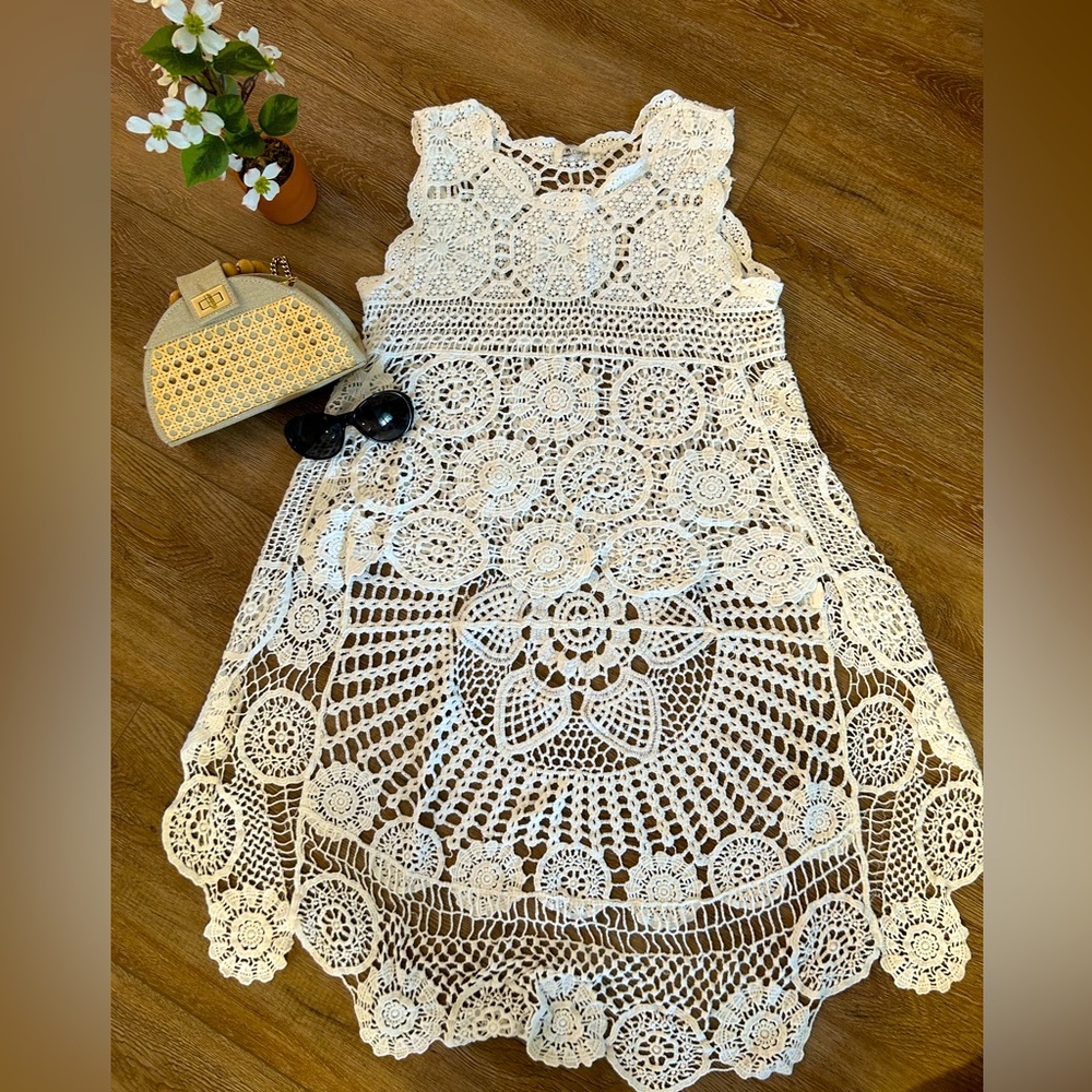 White Crochet Cover-Up (New without tag)